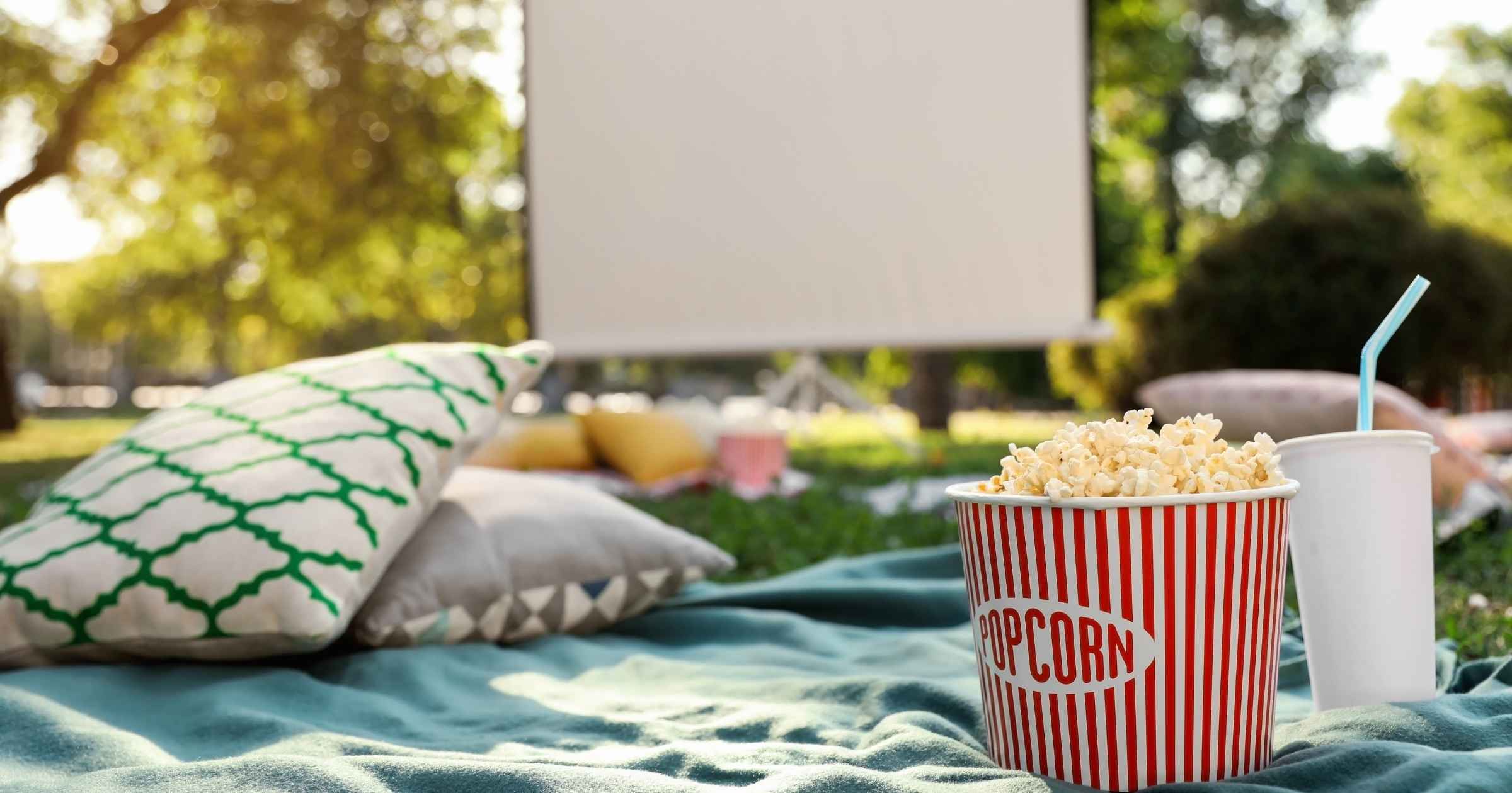 Family Traditions That Actually Happen: Planning the Fun Stuff Everyone Shows Up For